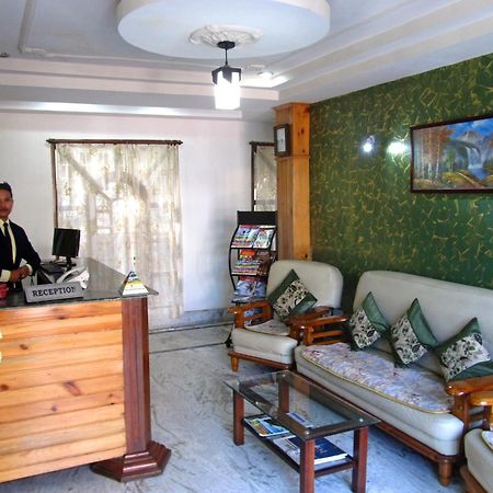 Hotel Alpine Crest Гангток Экстерьер фото