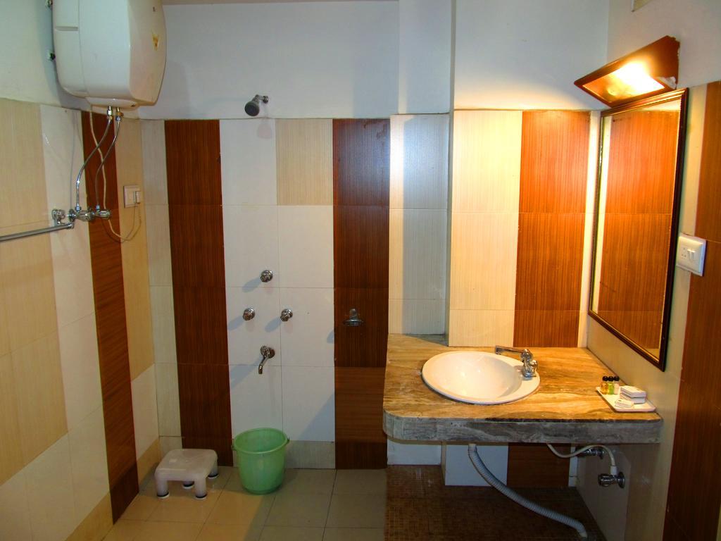 Hotel Alpine Crest Гангток Экстерьер фото